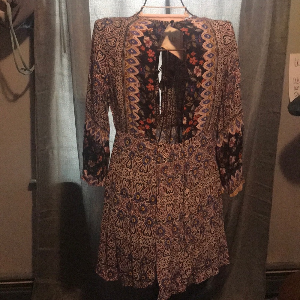 Dress - Picture 2 of 4